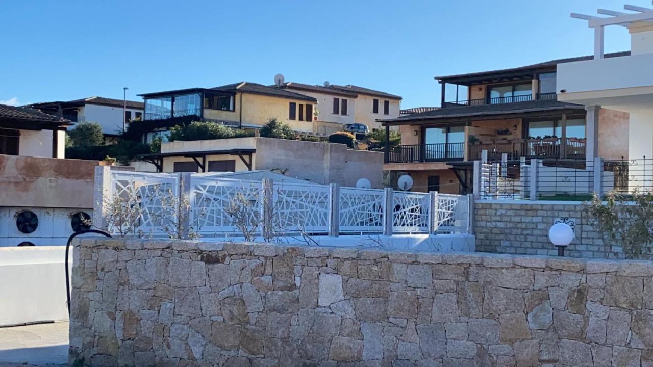 Aqualife Luxury Apartment Arzachena Bagian luar foto