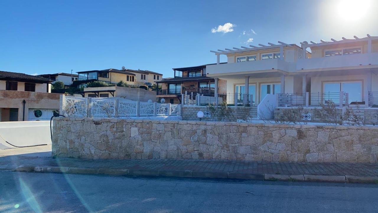 Aqualife Luxury Apartment Arzachena Bagian luar foto